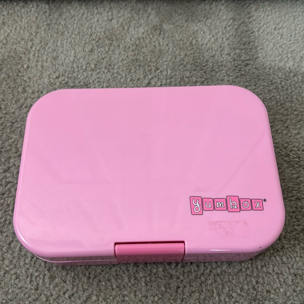 Pink Yumbox lunchbox